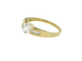 ring-08-geelgoud-zirkonia